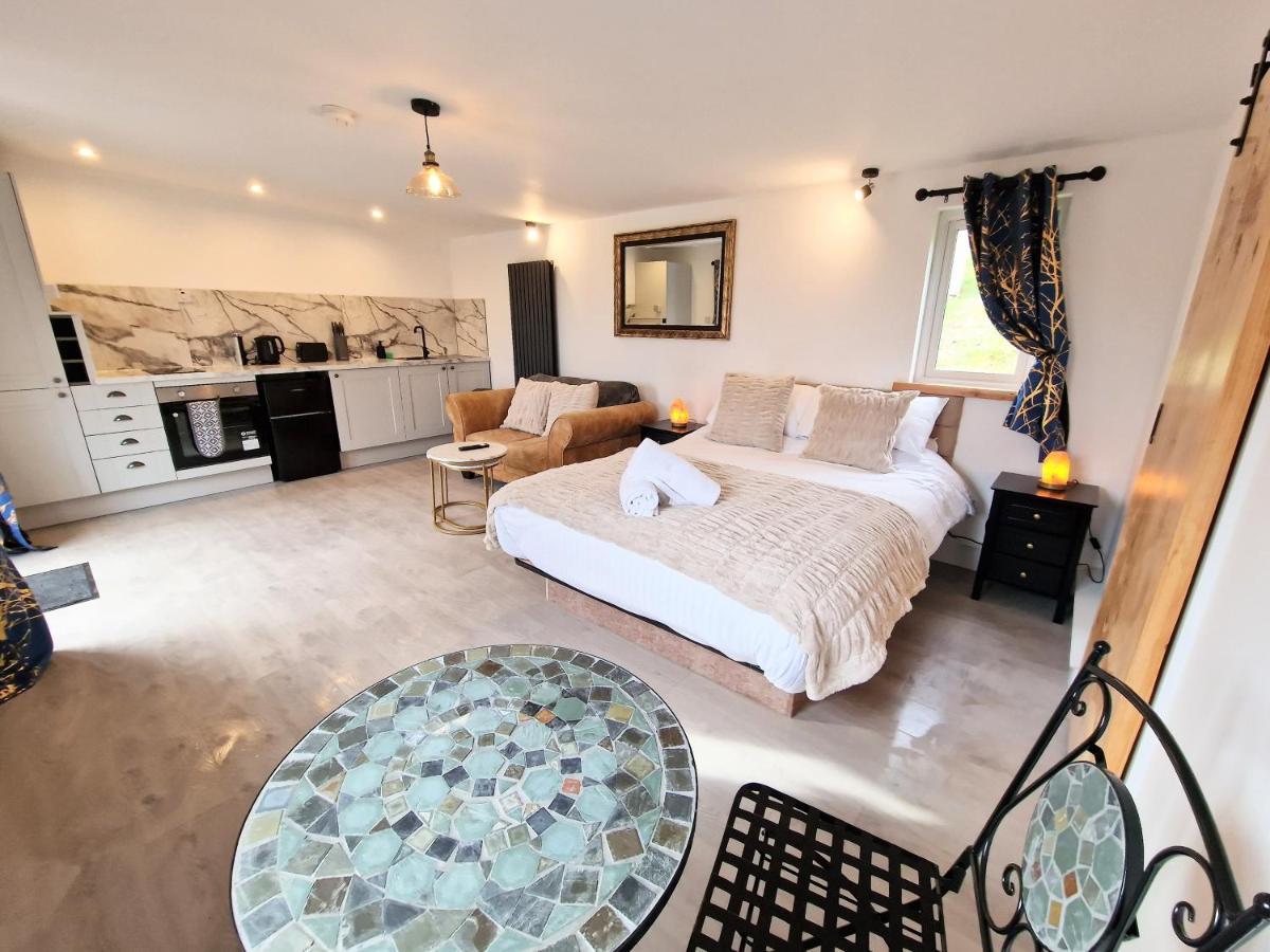 Kaoglen Lodge - Fawn Pod - Hot Tub - Dogs - Pitlochry - Luxury Blairgowrie and Rattray ภายนอก รูปภาพ