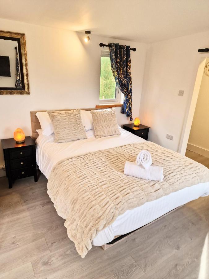 Kaoglen Lodge - Fawn Pod - Hot Tub - Dogs - Pitlochry - Luxury Blairgowrie and Rattray ภายนอก รูปภาพ
